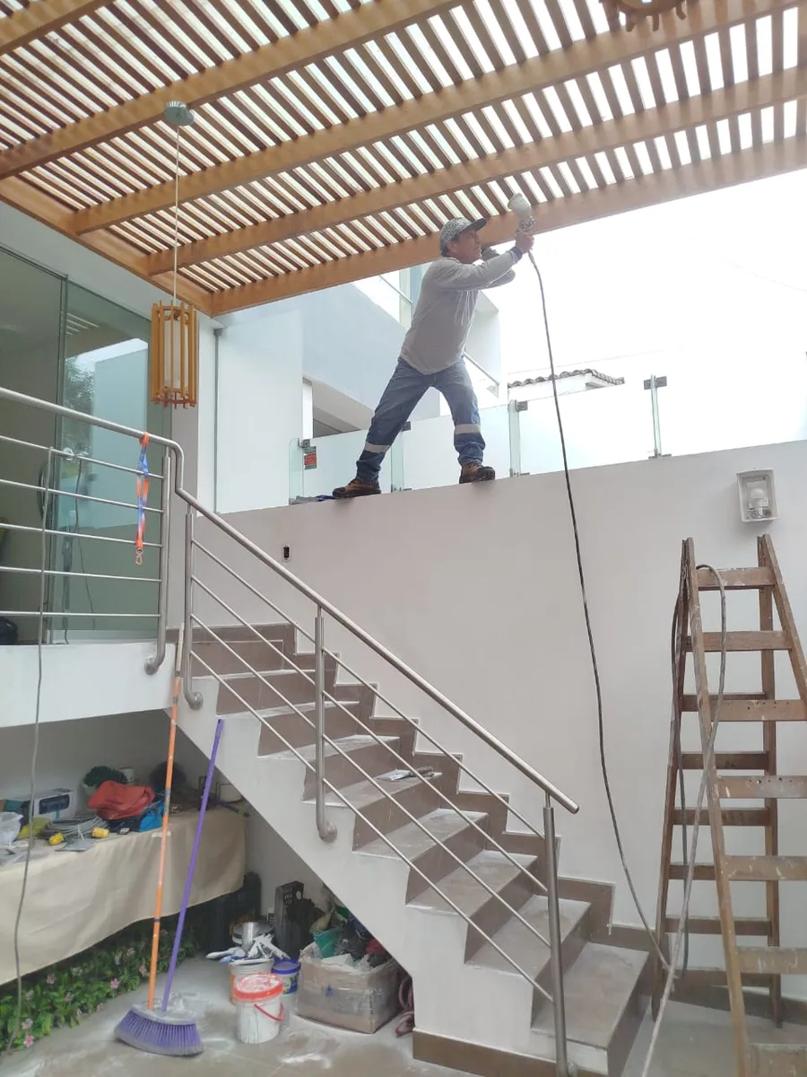 Fernando Servicios Generales